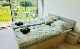 Komfortny Apartmnan Blizko Centra Lm